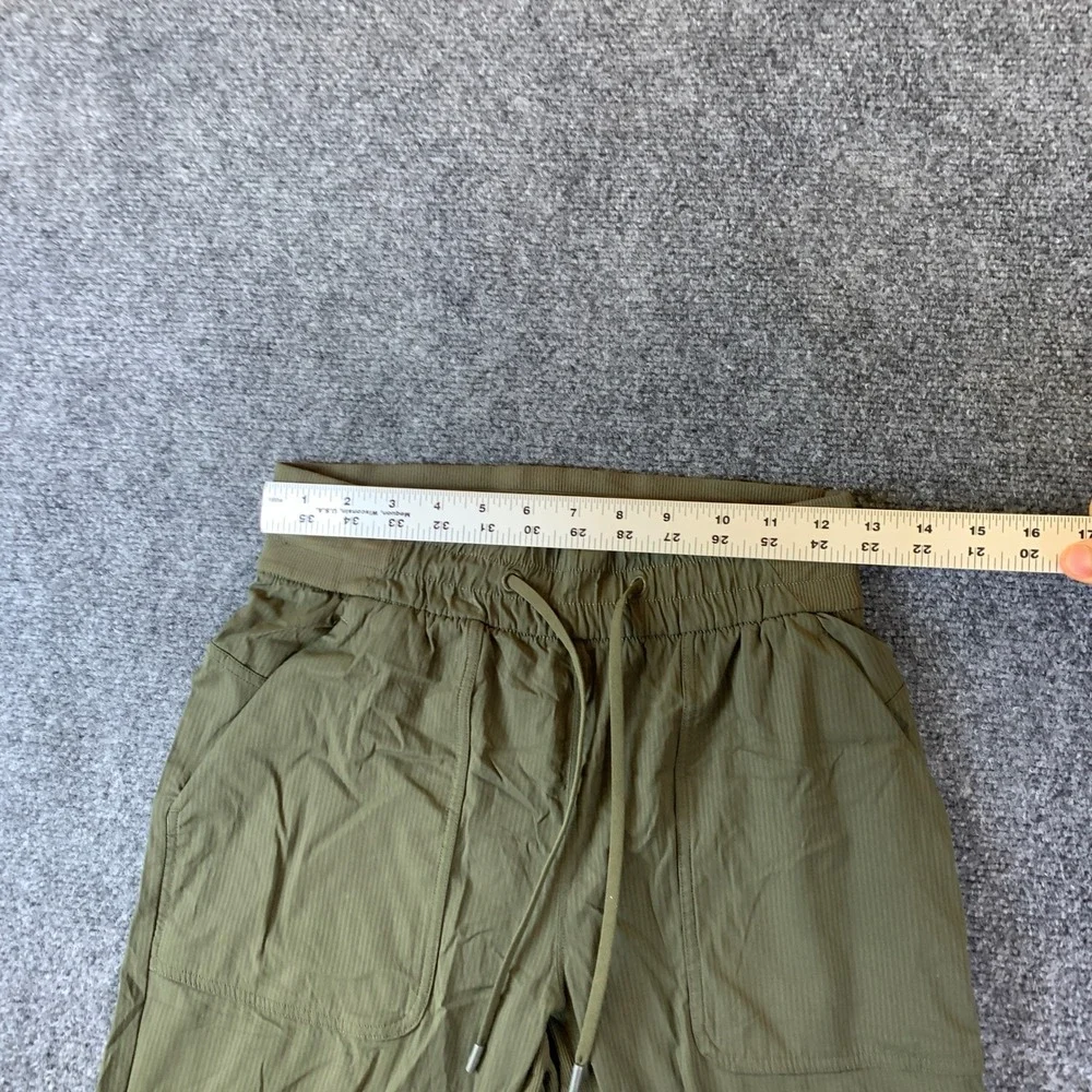 Lululemon Dance Studio Crop Pants Womens 4 Olive Green Excellent Mid-Rise Jogger